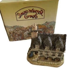 David Winter‎ Cottages Burns' Reading Room January British Traditions With Box